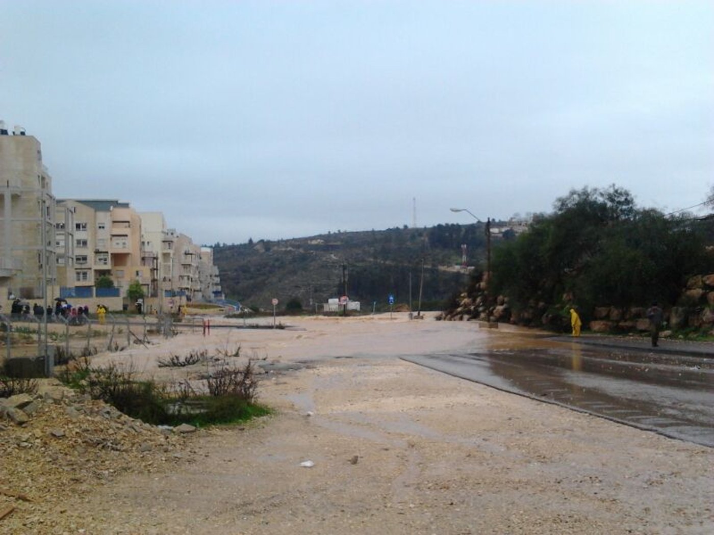 צפו: מודיעין עילית מוצפת