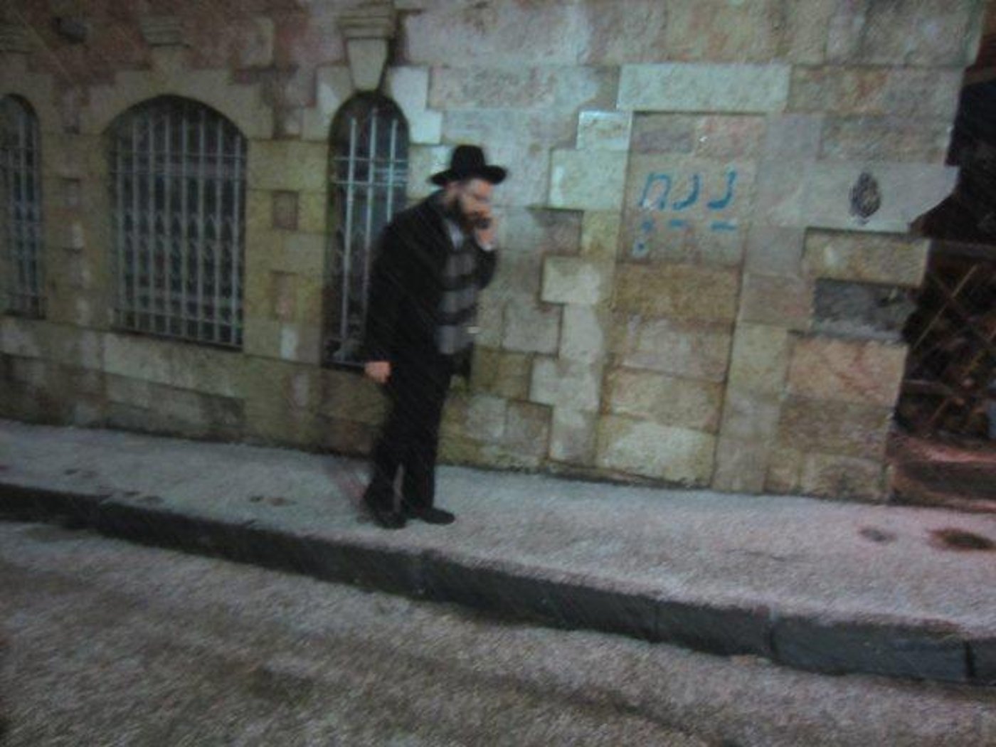 צפו: שכונת בית ישראל מכוסה בשלג