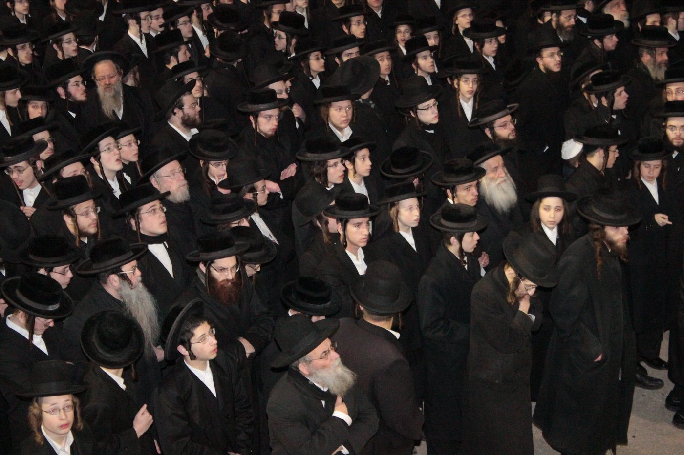 תיעוד: אלפים ב'תיקון חצות' על גזירת הגיוס
