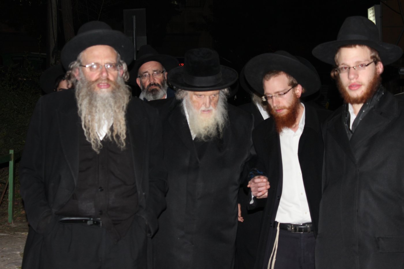 תיעוד: אלפים ב'תיקון חצות' על גזירת הגיוס