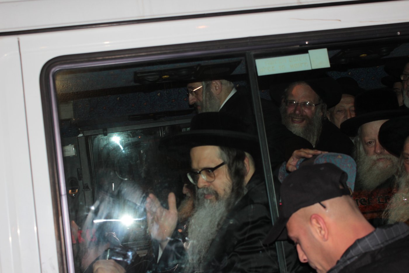 רבבות חסידים קיבלו את האדמו"ר מסאטמר בי-ם