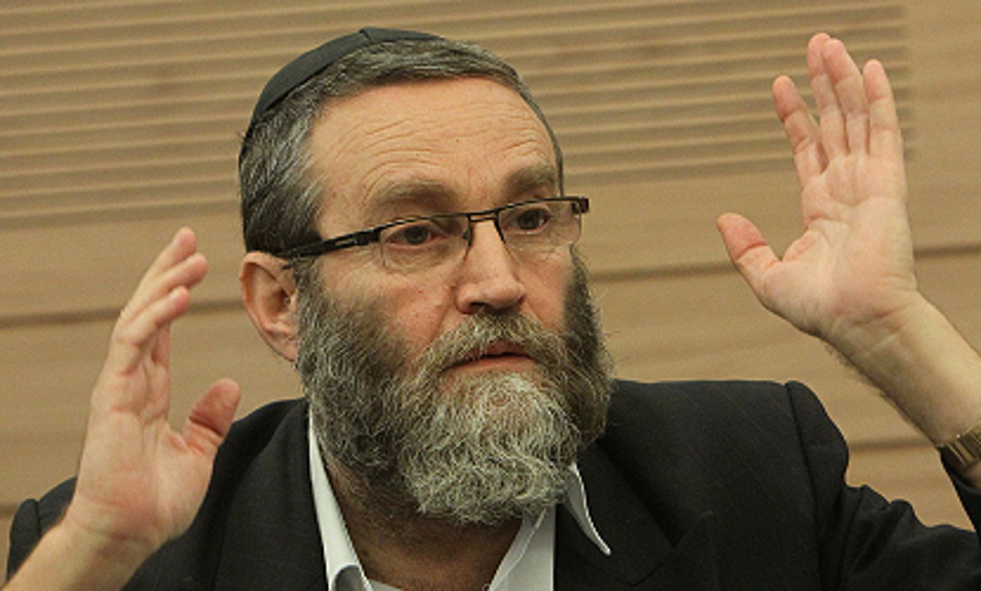 גייס את החרדיות? גפני