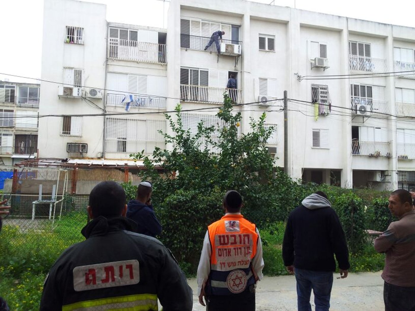 בני-ברק: איים לפוצץ בלוני גז בביתו ונלכד בפריצה משטרתית