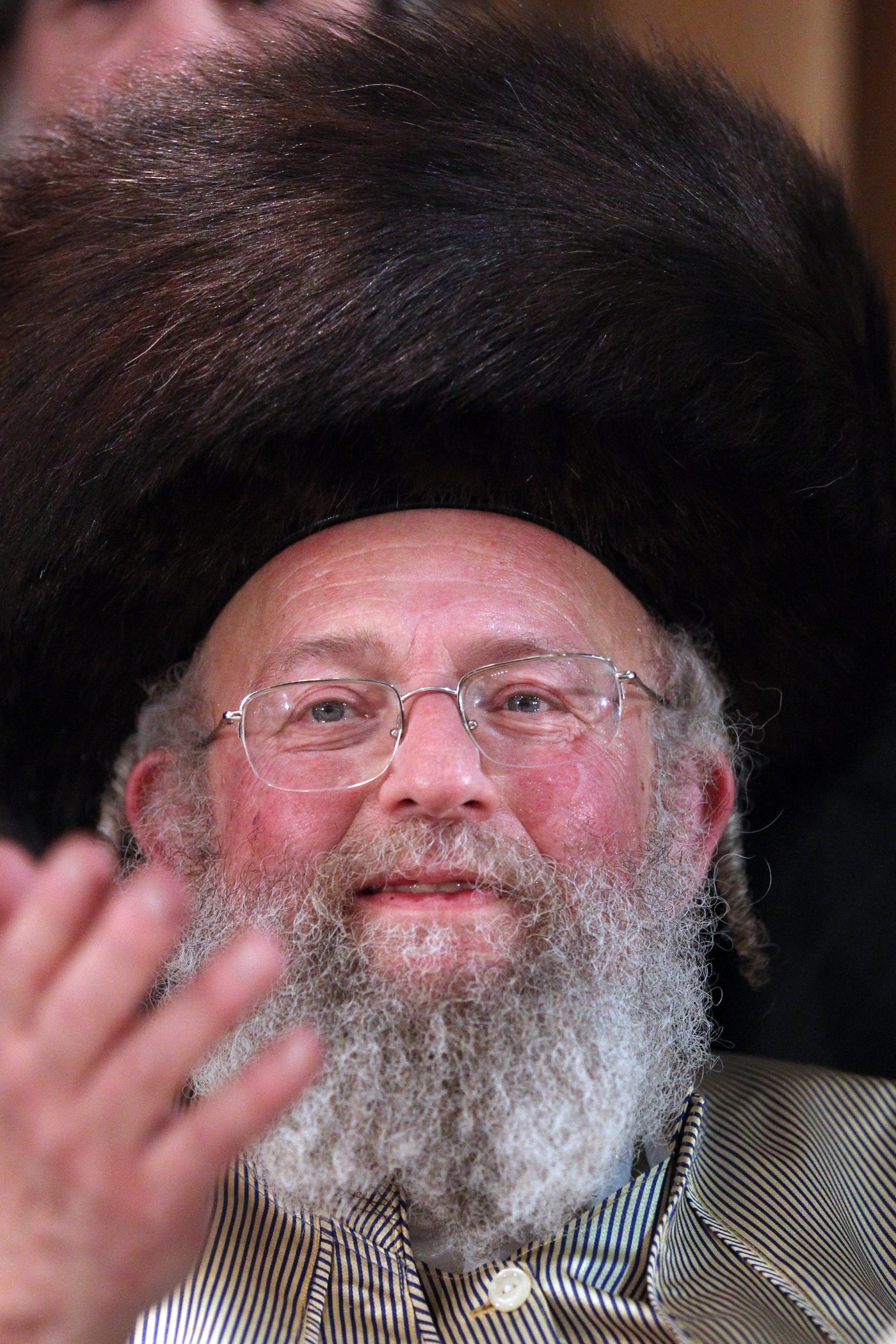גלריה מרהיבה: שמחת החתונה בחצר פינסק קרלין