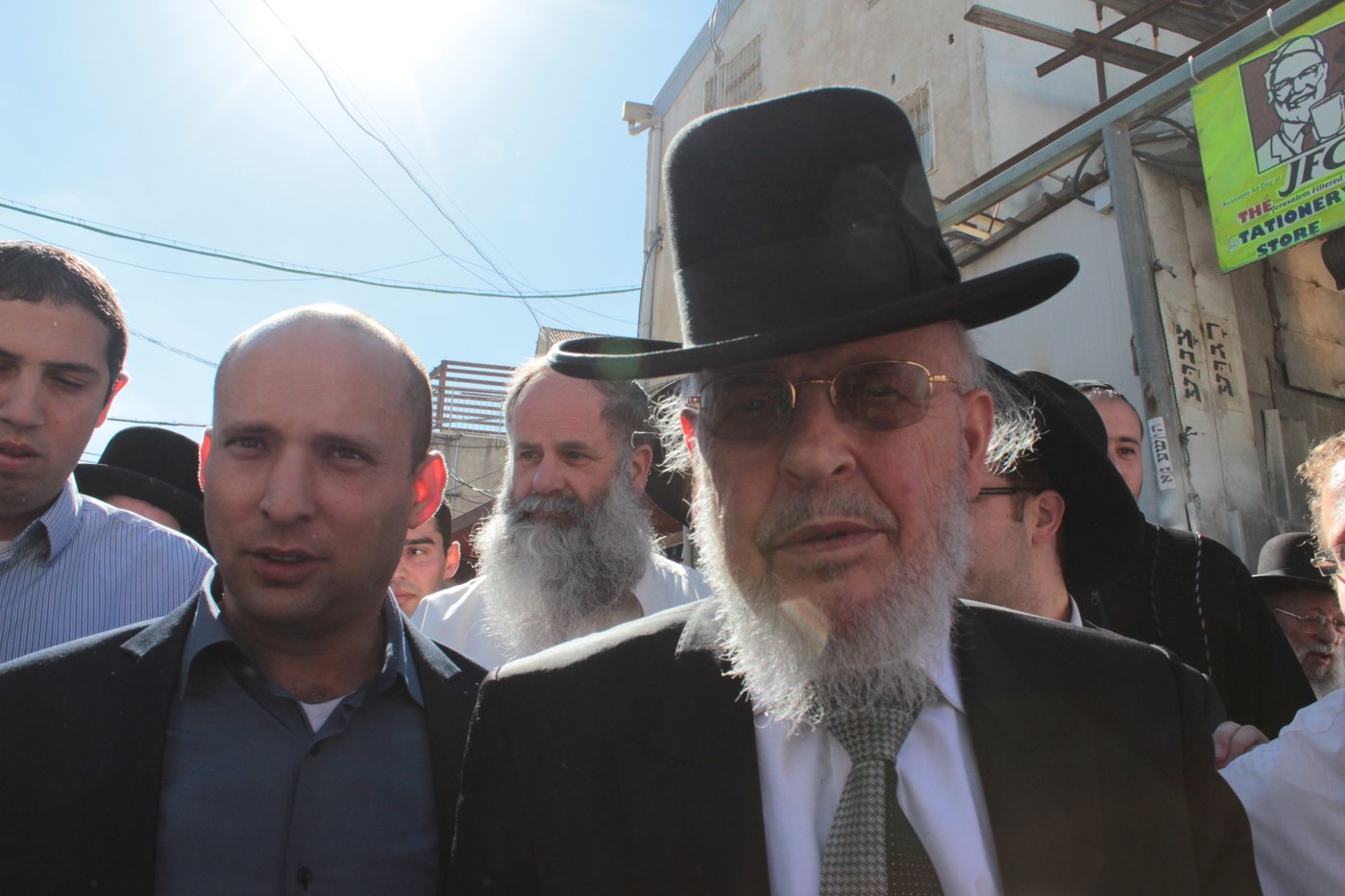 נפתלי בנט בביקור מיוחד בישיבת מיר • גלריה