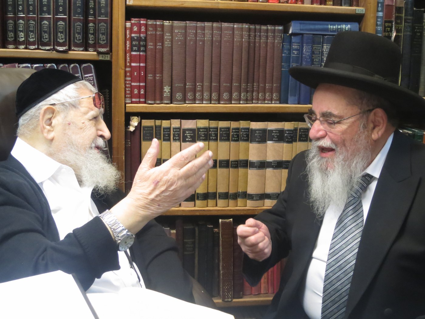 ביקור מיוחד: הרב אברהם סאלים אצל הגר"ע יוסף