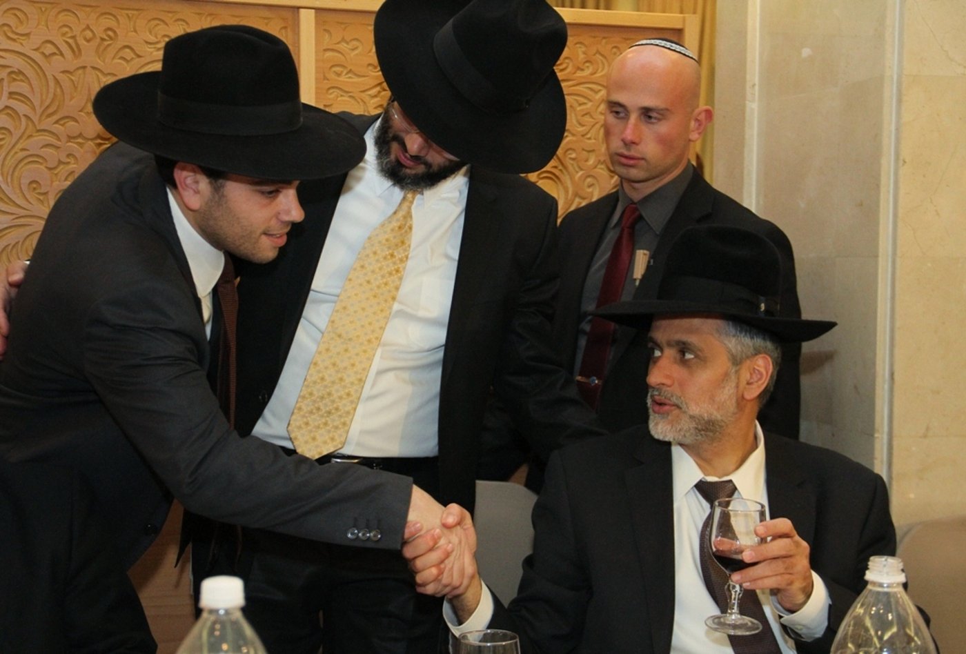 ישי, לסרי ובצלאל