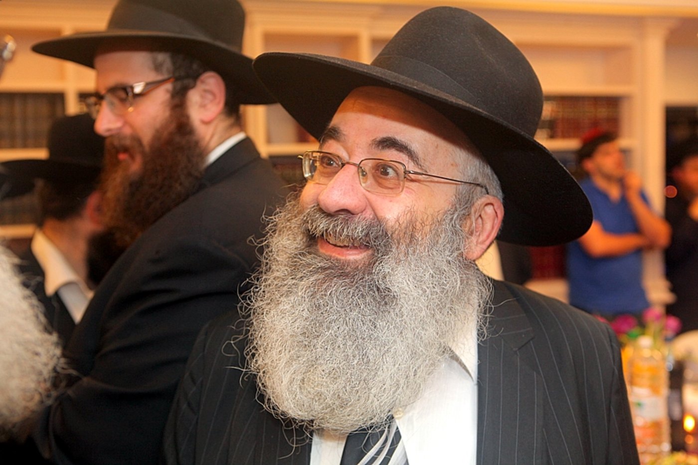 צפו: השבועון של חב"ד חגג את הגליון ה-1500