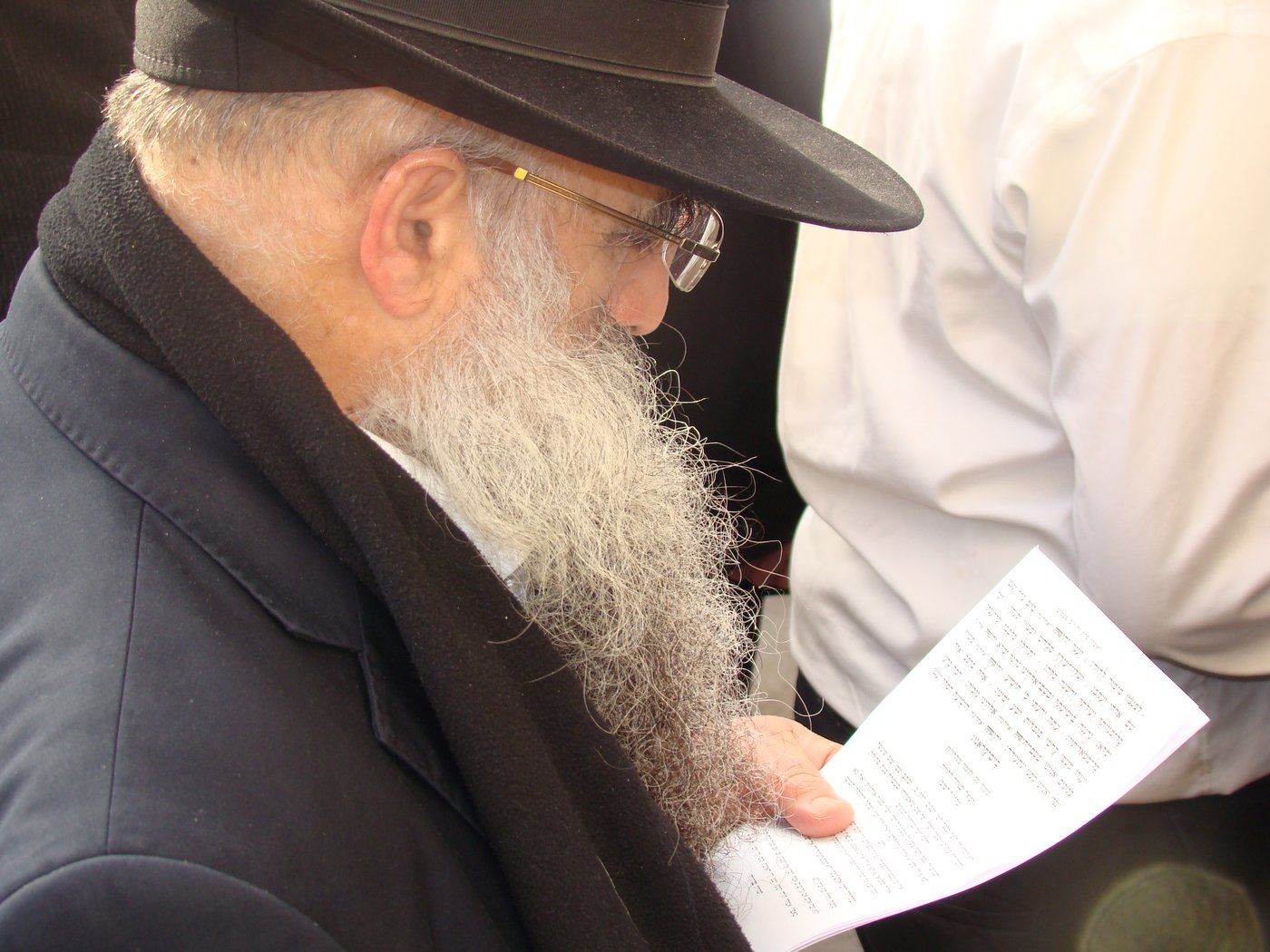 צפו: תפילה לרפואת הרב יוסף