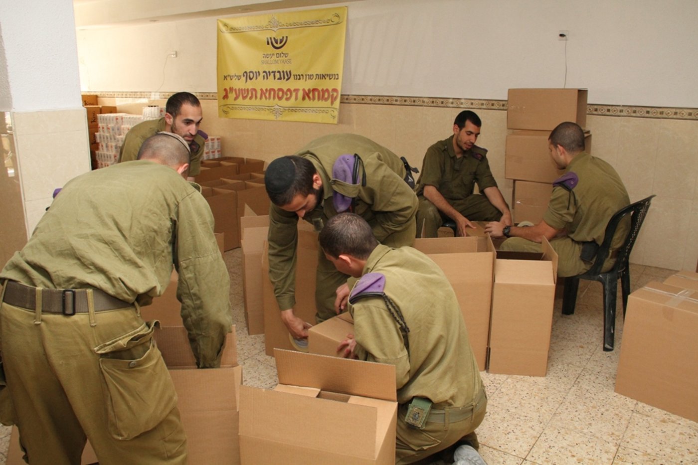 תיעוד: כך נערכים ל"קמחא דפסחא"
