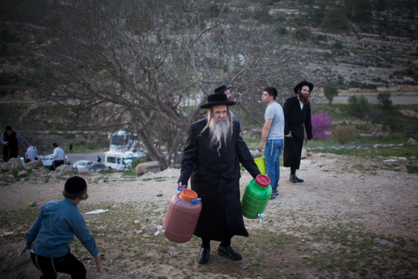 תיעוד ערב חג: שאיבת מים שלנו
