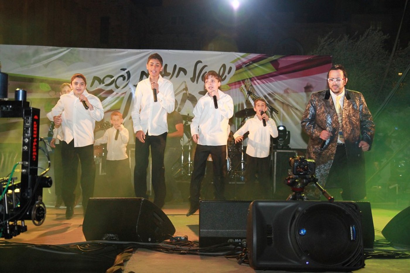 למעלה מ-50,000 איש עלו לחברון בחג הפסח • גלריה