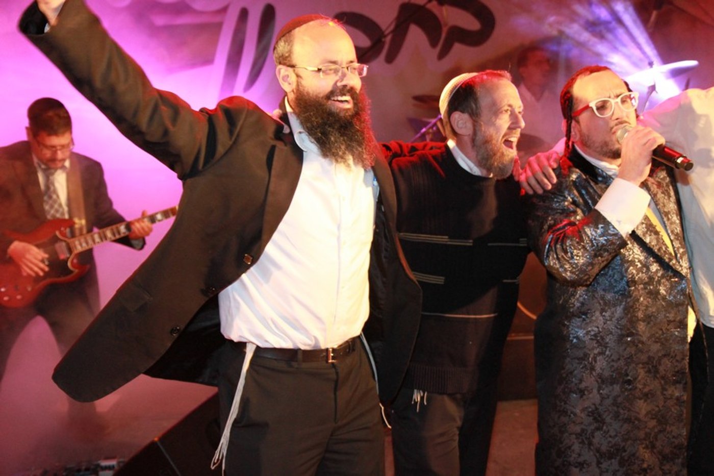 למעלה מ-50,000 איש עלו לחברון בחג הפסח • גלריה