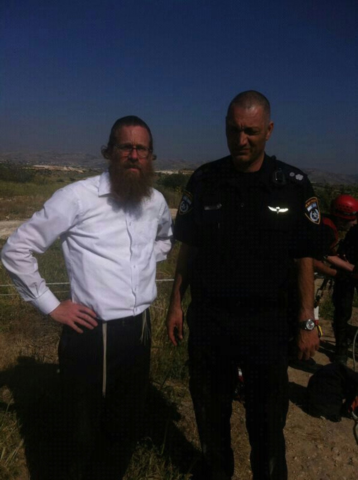 ילדים חרדים נפלו לעומק האדמה ונפצעו קל בלבד