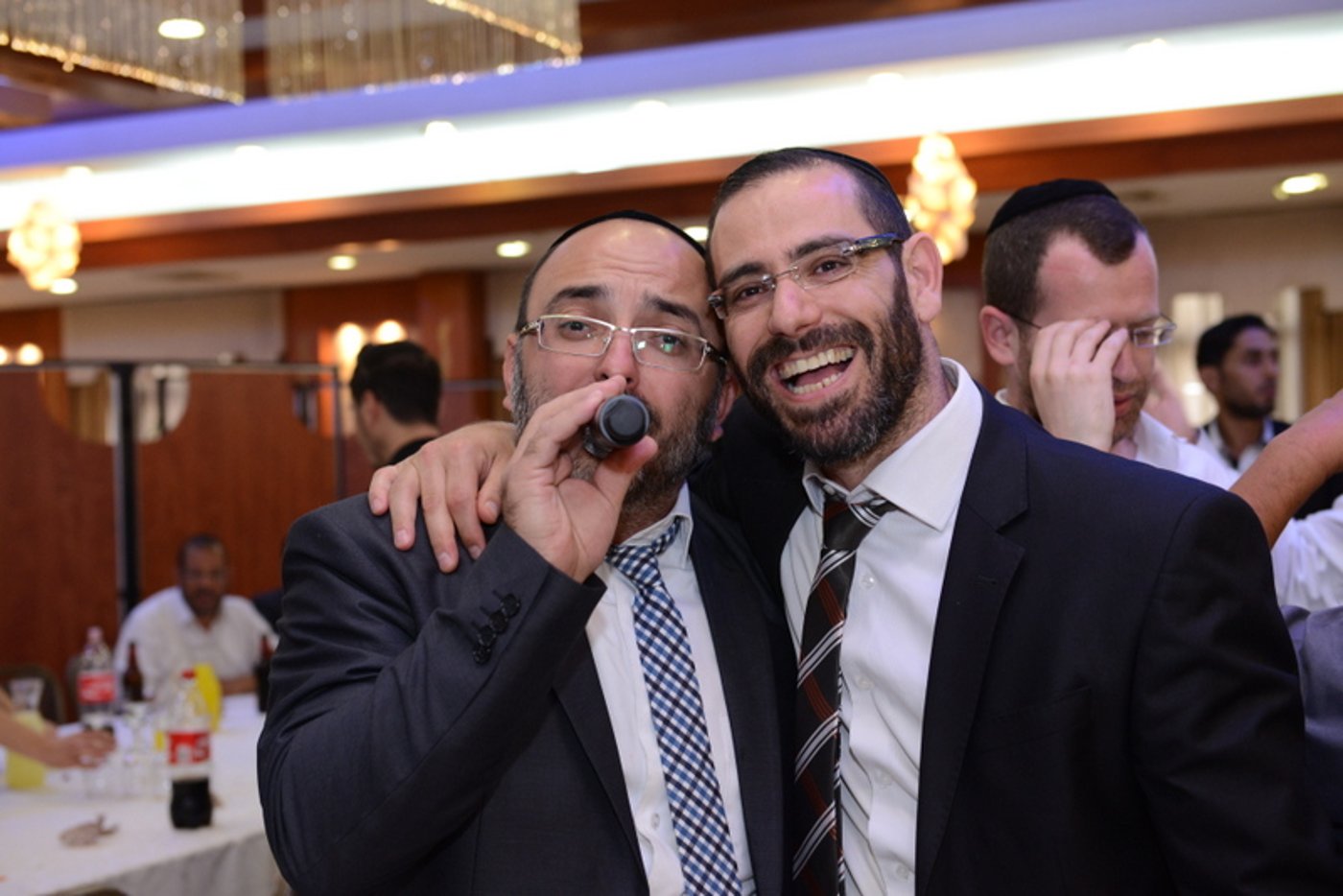 צפו: ברית לבן הזמר אביעד גיל