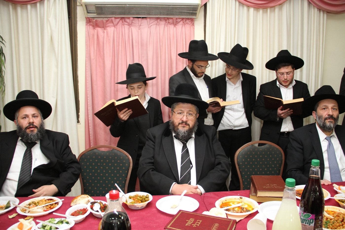 גלריה: אזכרה לאביו של אריה דרעי