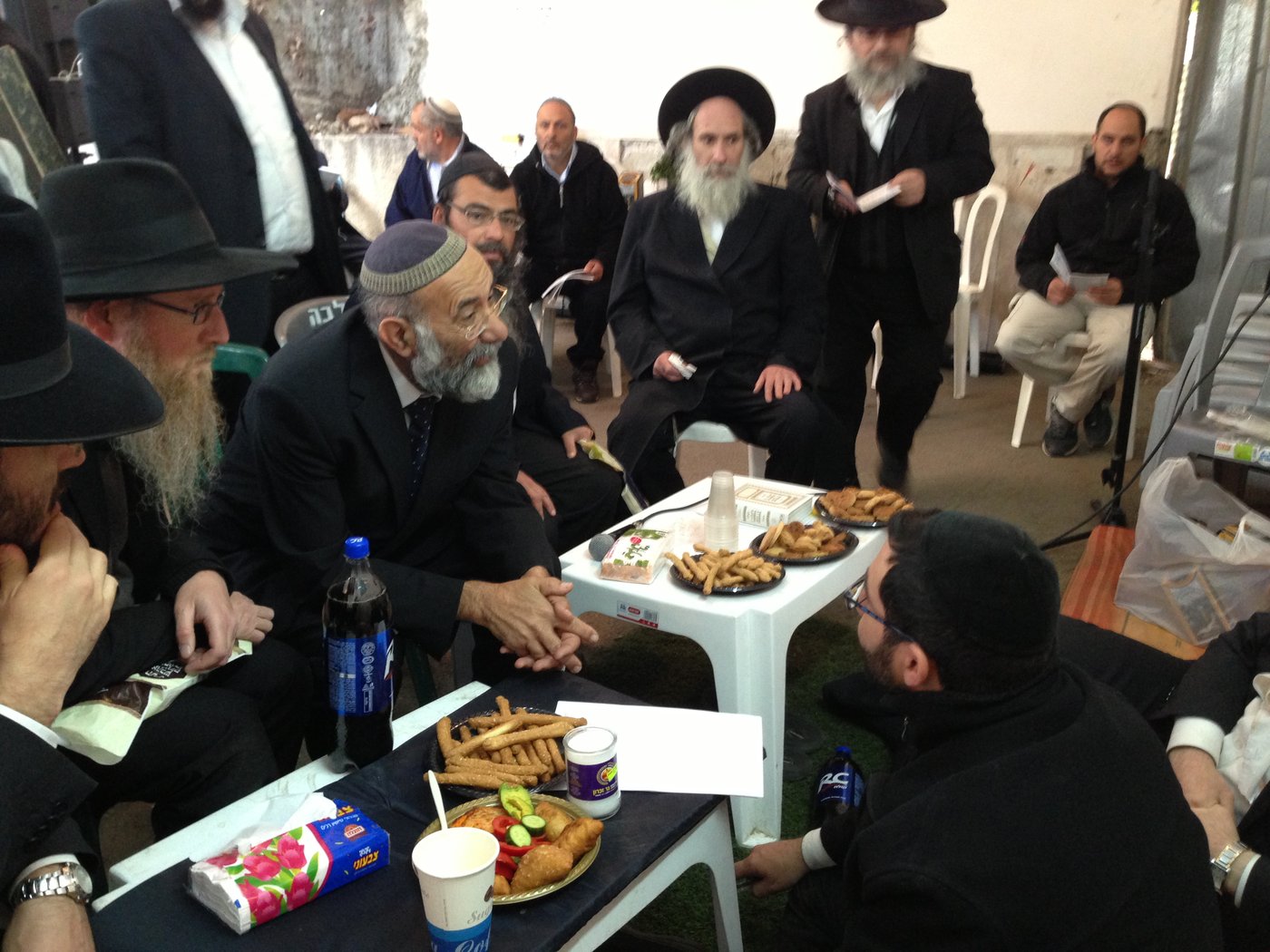 יום של ניחומים בבית הרב יעקב יוסף ע"ה