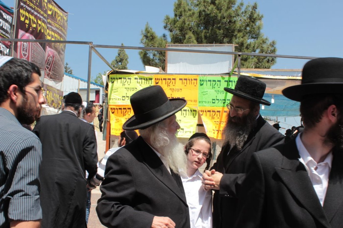 חלאקה, שרב, וח"י רוטל • מירון בוערת משמחה; צפו