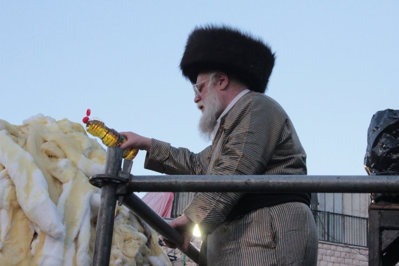 האדמו"ר מ'תולדות אהרון' נעל את אירועי ל"ג בעומר