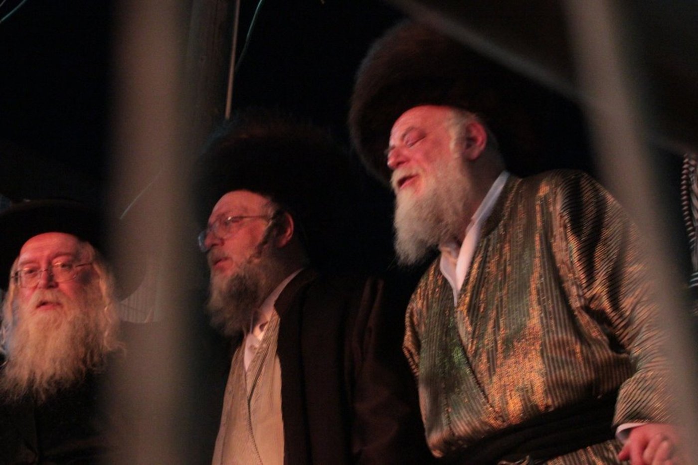 האדמו"ר מ'תולדות אהרון' נעל את אירועי ל"ג בעומר