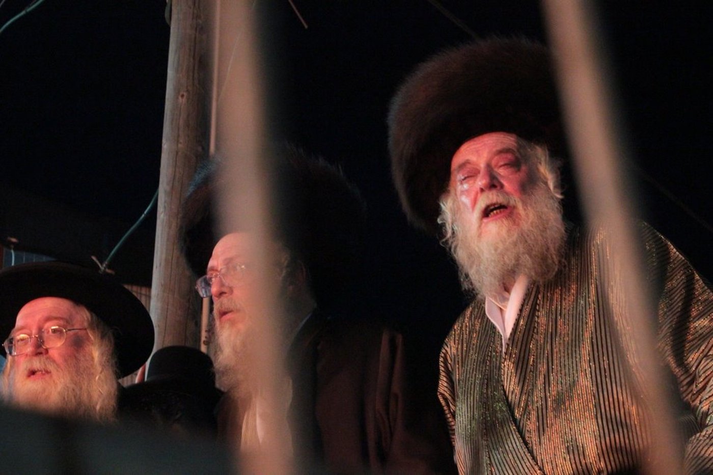 האדמו"ר מ'תולדות אהרון' נעל את אירועי ל"ג בעומר