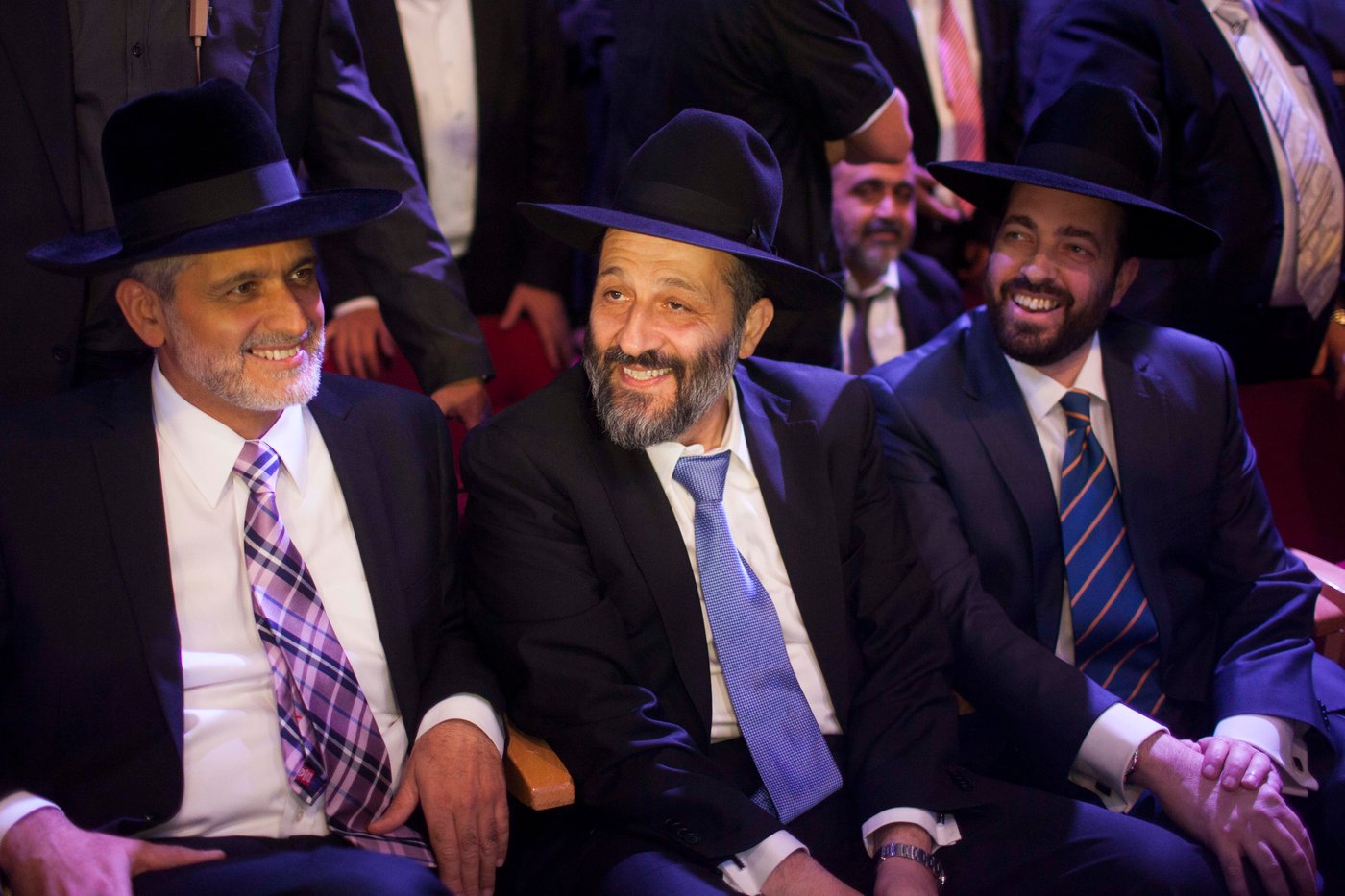"בלתי אפשרי; ברוך ה' זה נגמר", השלישייה שנכשלה