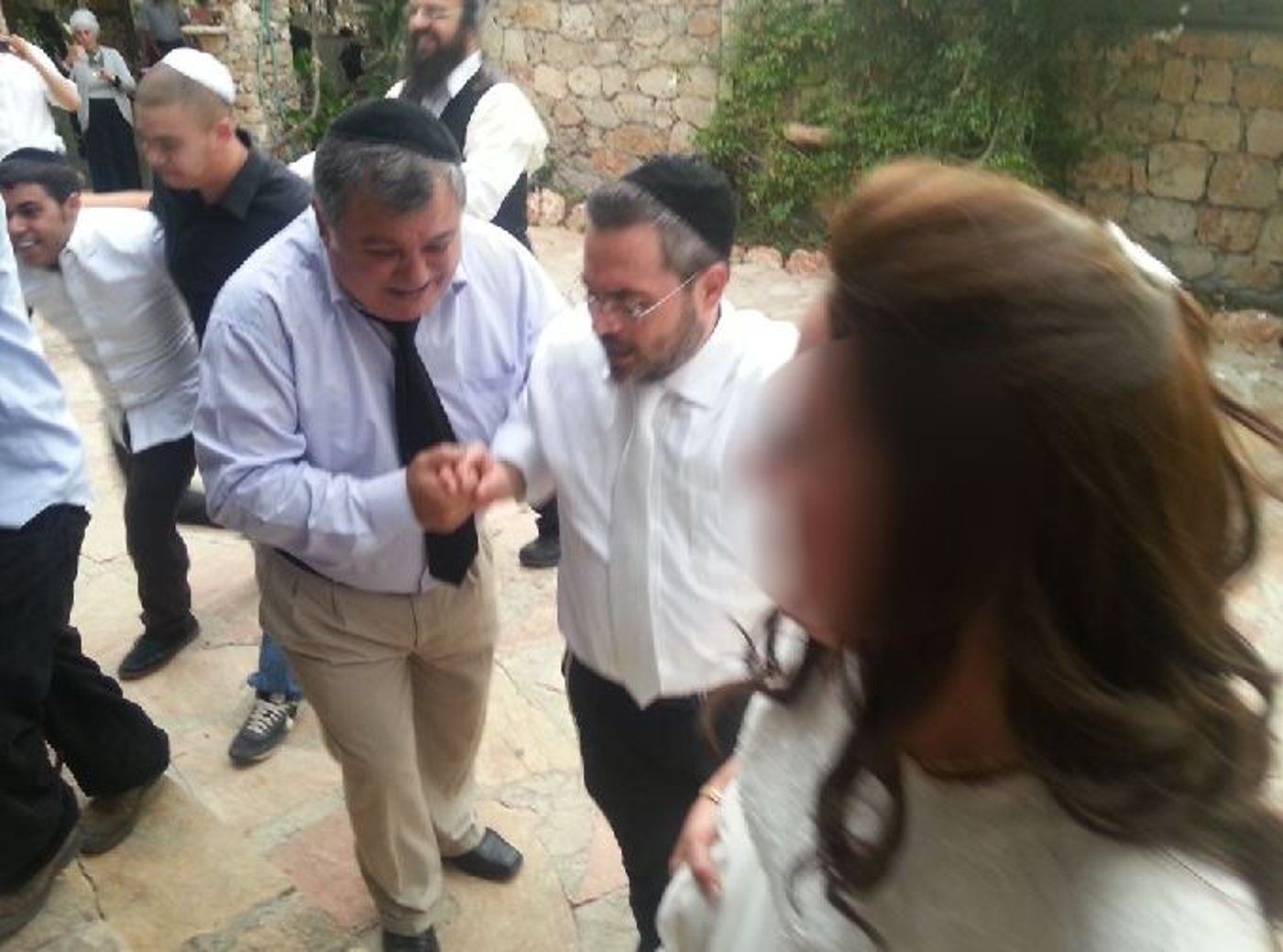 דבר נאה ומתקבל? הרוצח עמי פופר נישא לאם המתעללת