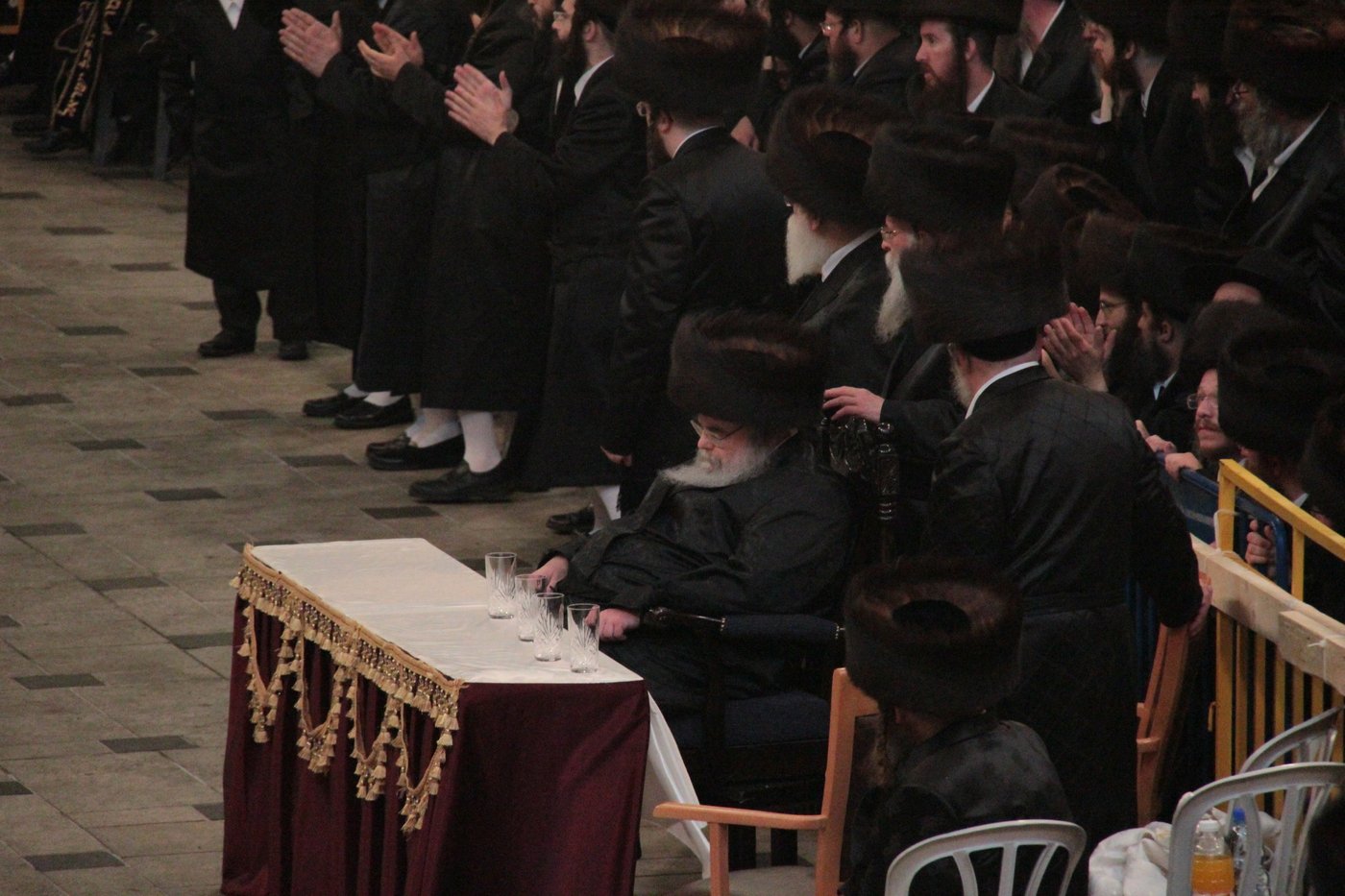 ריקוד ה"מצווה טאנץ" בחתונת 'הנסיך' • וידאו