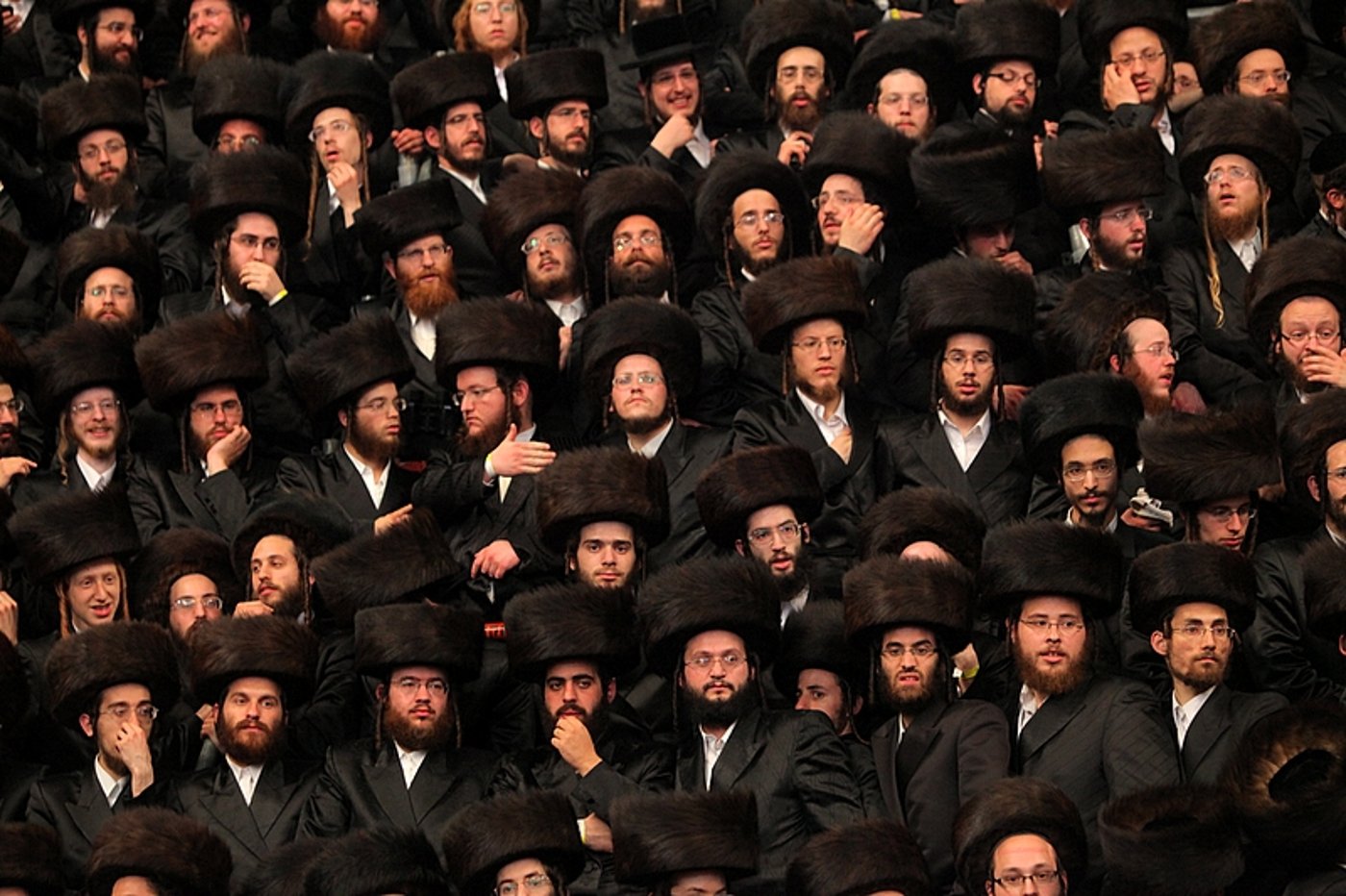 רגע השיא: כ"ק האדמו"ר בריקוד עם הכלה • תיעוד