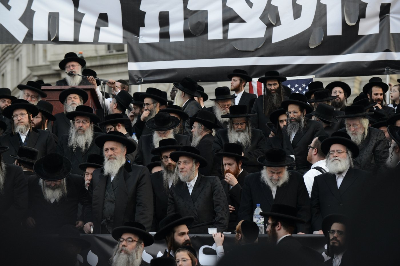 עצרת הרבבות במנהטן • גלרית ענק