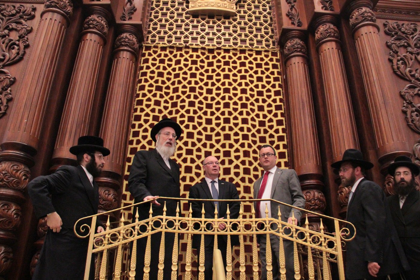 צפו בתיעוד: סגן שר החוץ הבריטי נועד עם האדמו"ר מבעלזא