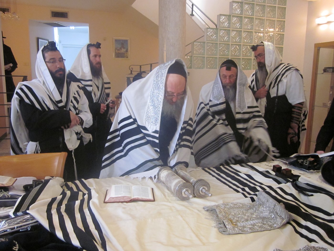 גלריה: הרבי מספינקא בביקורו בישראל