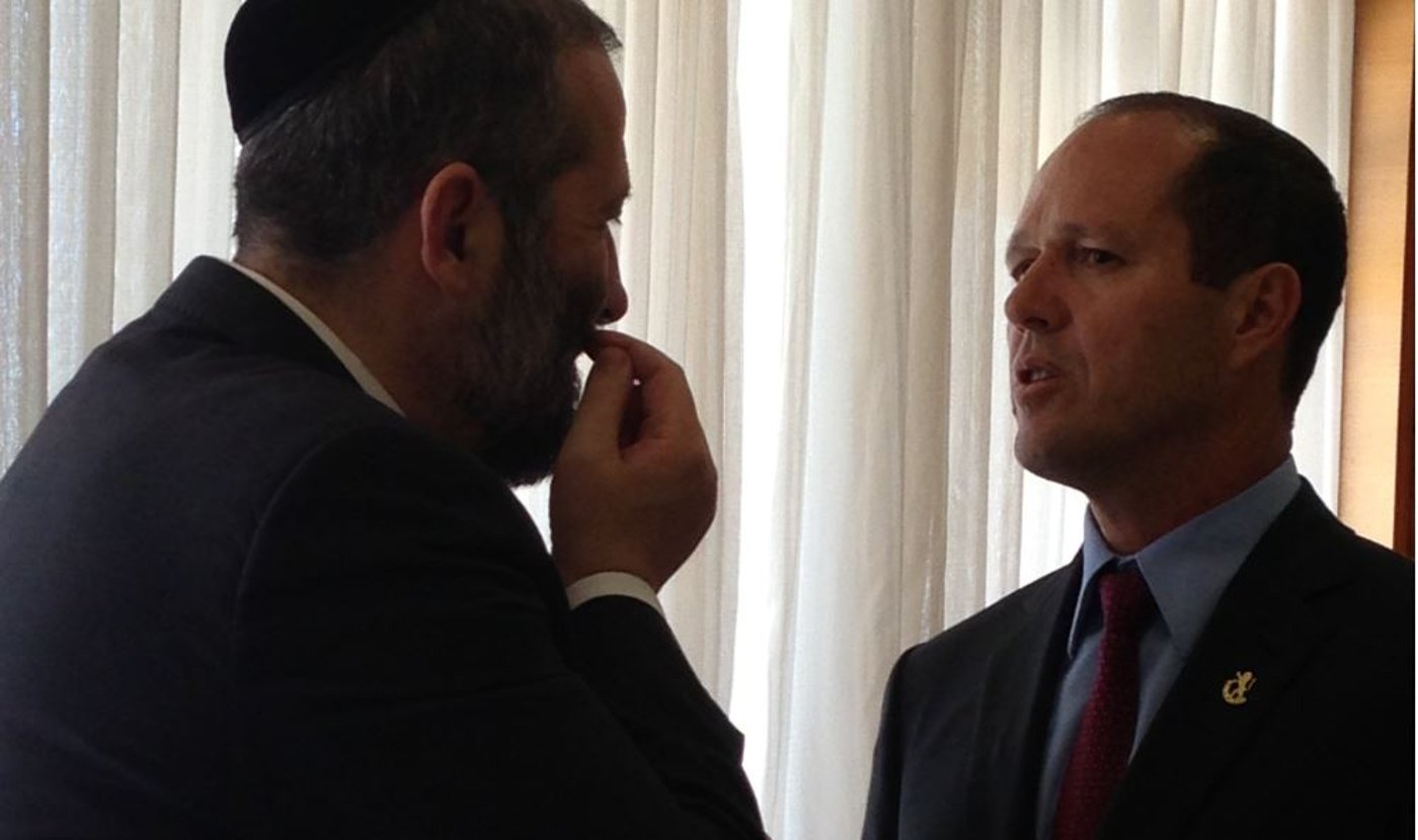 יזכה לתמיכת ש"ס? ניר ברקת ויו"ר ש"ס אריה דרעי, אתמול
