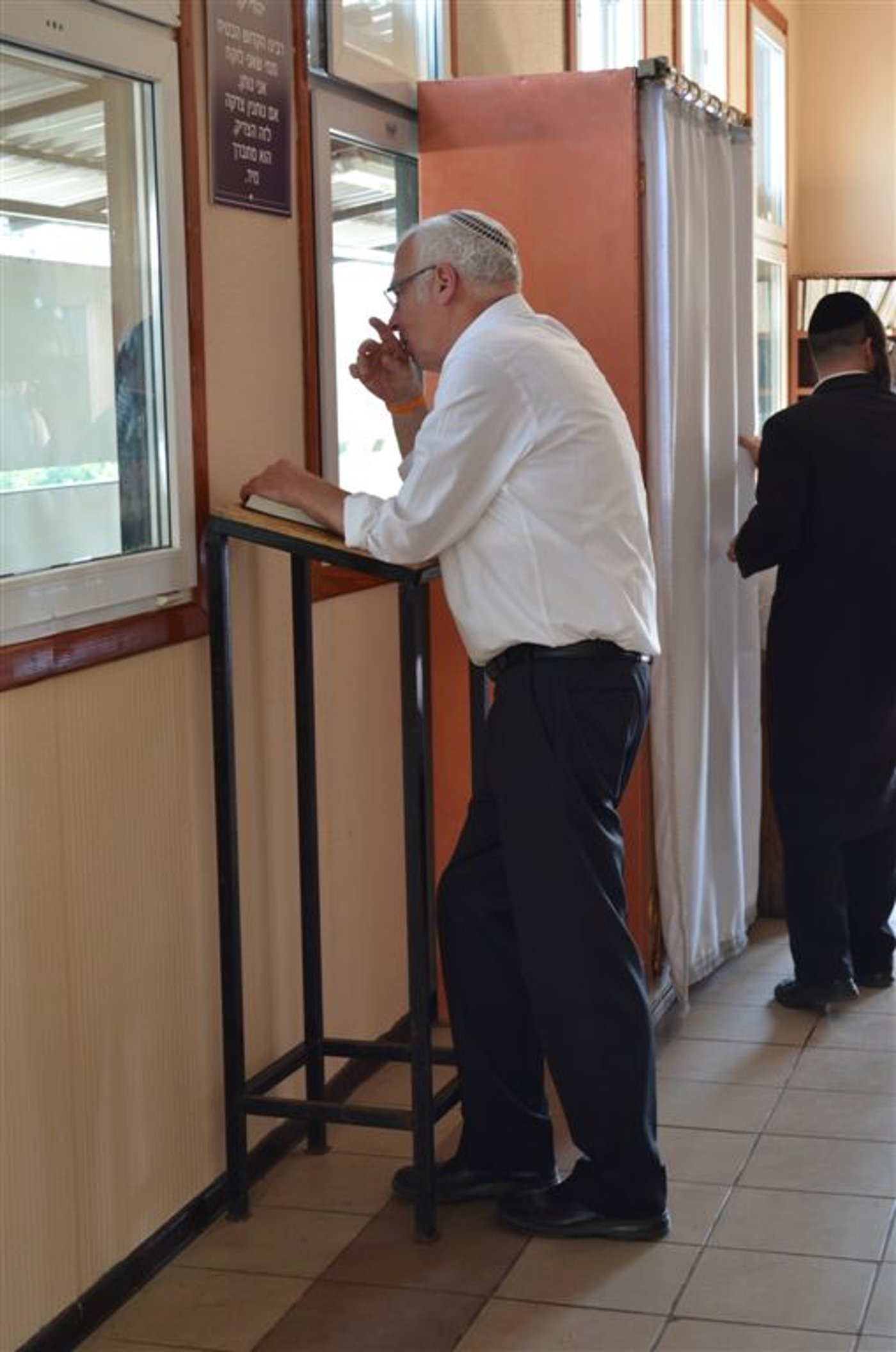 שר הבינוי והשיכון אורי אריאל באומן • תמונות
