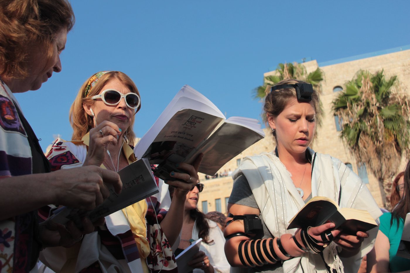 אלפי הנשים החרדיות בלמו את נשות הפרובוקציה • צפו