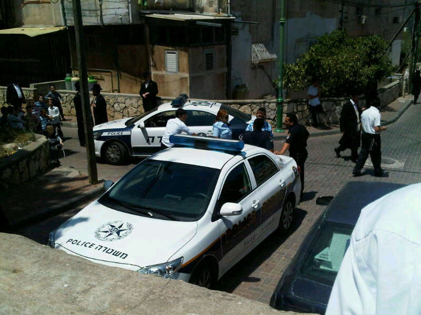 שריפה בישיבה בבני-ברק: מגיד שיעור קפץ מקומה ראשונה ונפצע