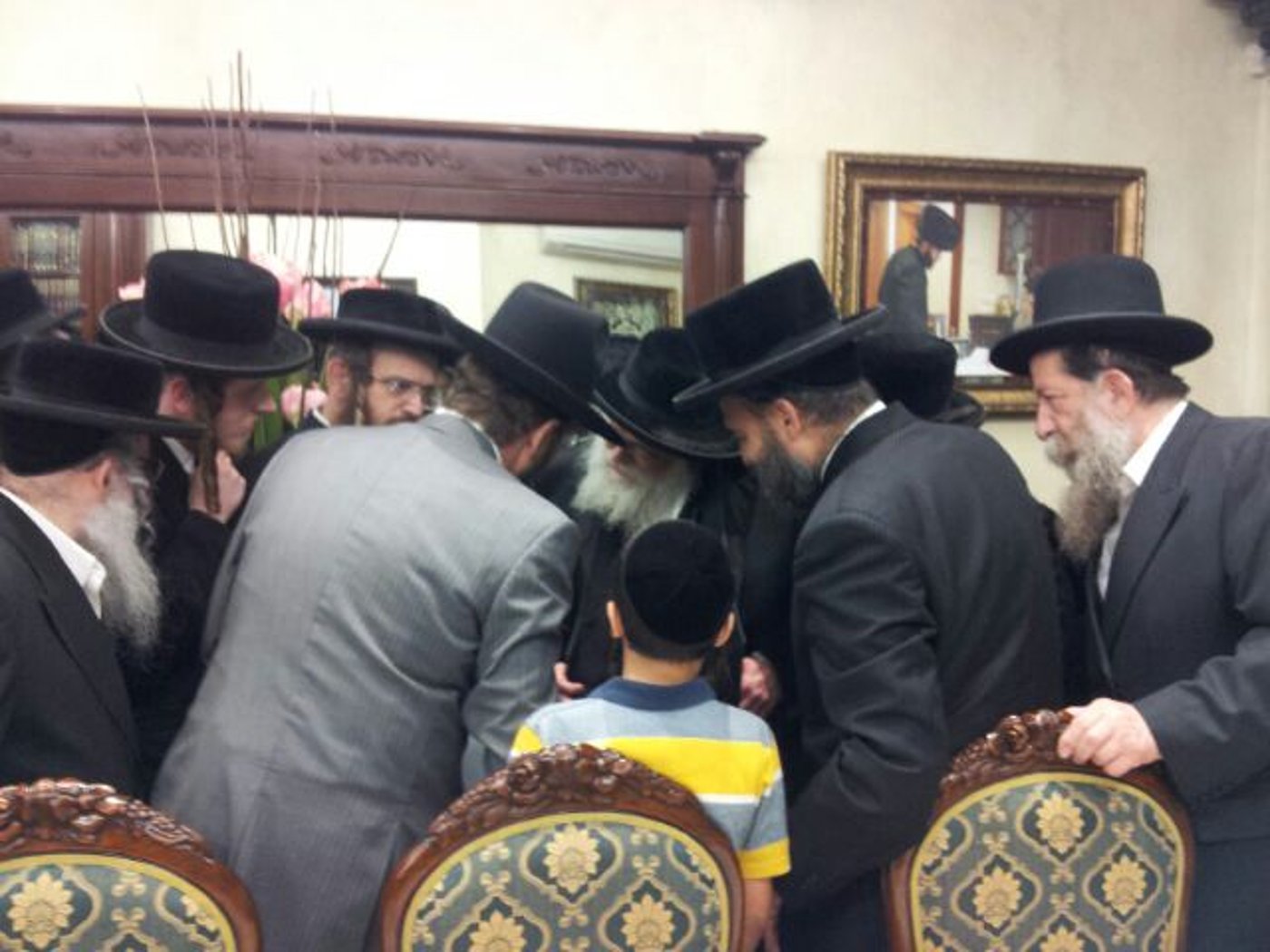 האדמו"ר מתולדות אברהם יצחק: לא אמכור השתתפותי בשמחת בעלזא
