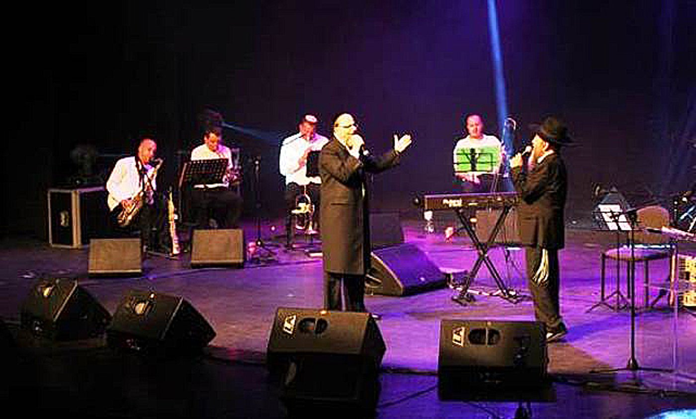 רדיו 'קול ברמה' בערב הצדעה לבני התורה • תיעוד