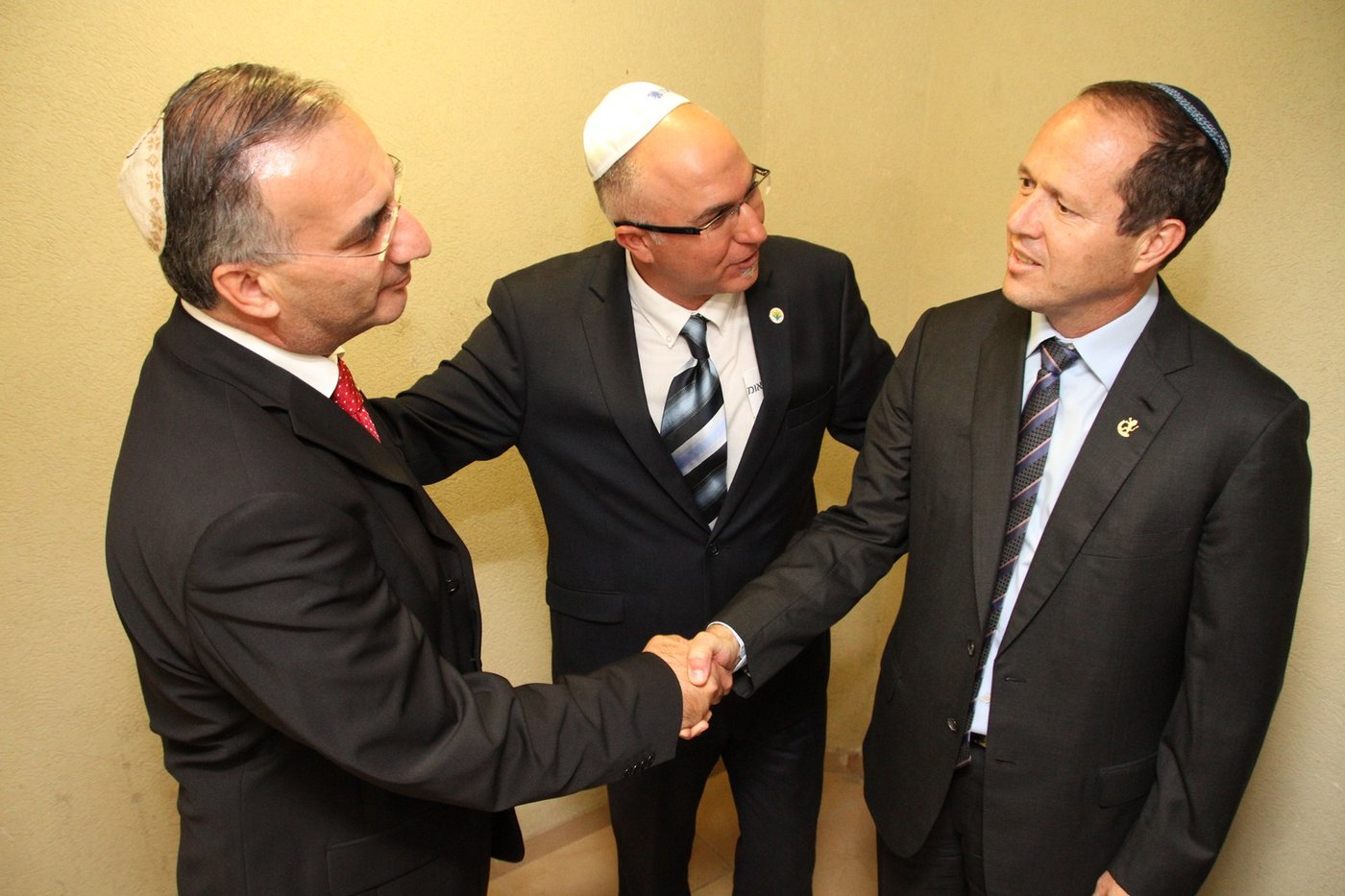 נחנך המרכז הרפואי החדש של לאומית שירותי בריאות בשכונת גאולה בירושלים
