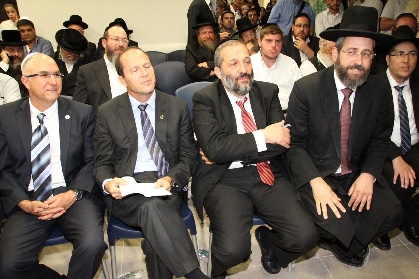 נחנך המרכז הרפואי החדש של לאומית שירותי בריאות בשכונת גאולה בירושלים