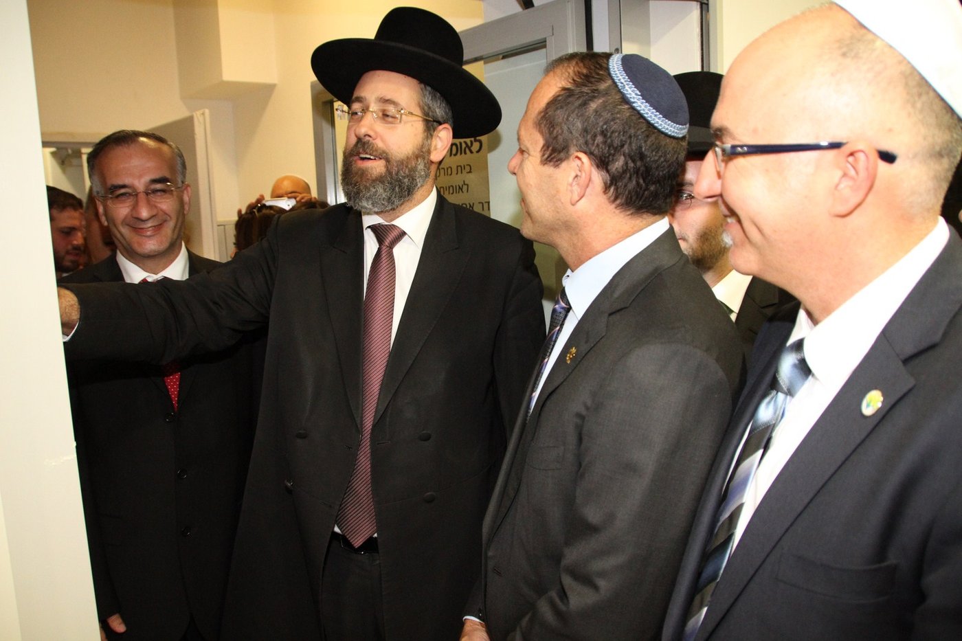 נחנך המרכז הרפואי החדש של לאומית שירותי בריאות בשכונת גאולה בירושלים