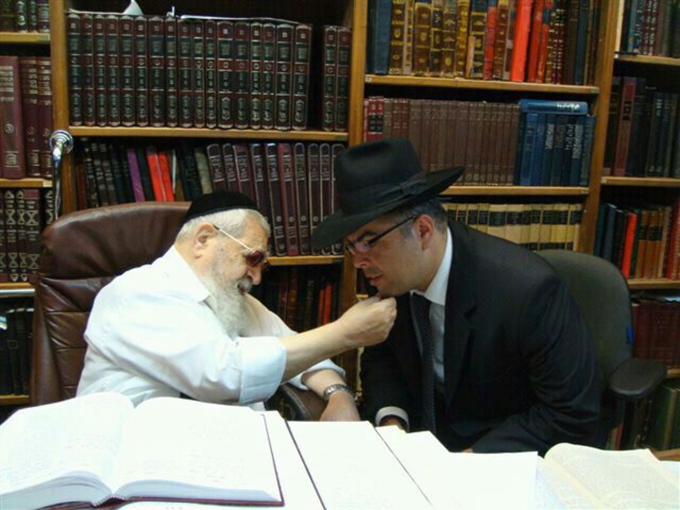 מישאלי מקרב את ברכת מרן הגר"ע יוסף