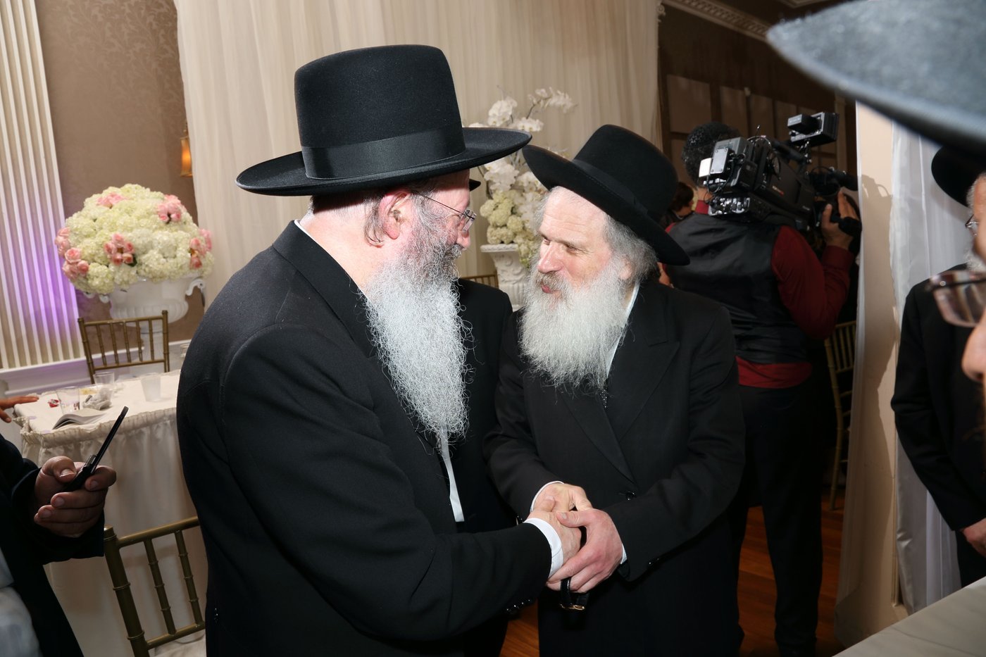 שמחה בליקווד: בת ראש הישיבה ר' מלכיאל קוטלר נישאה