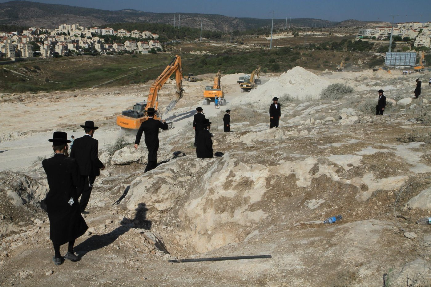 בית שמש: יום נוסף של הפגנות במתחם גולובנציץ' • וידאו וגלריה
