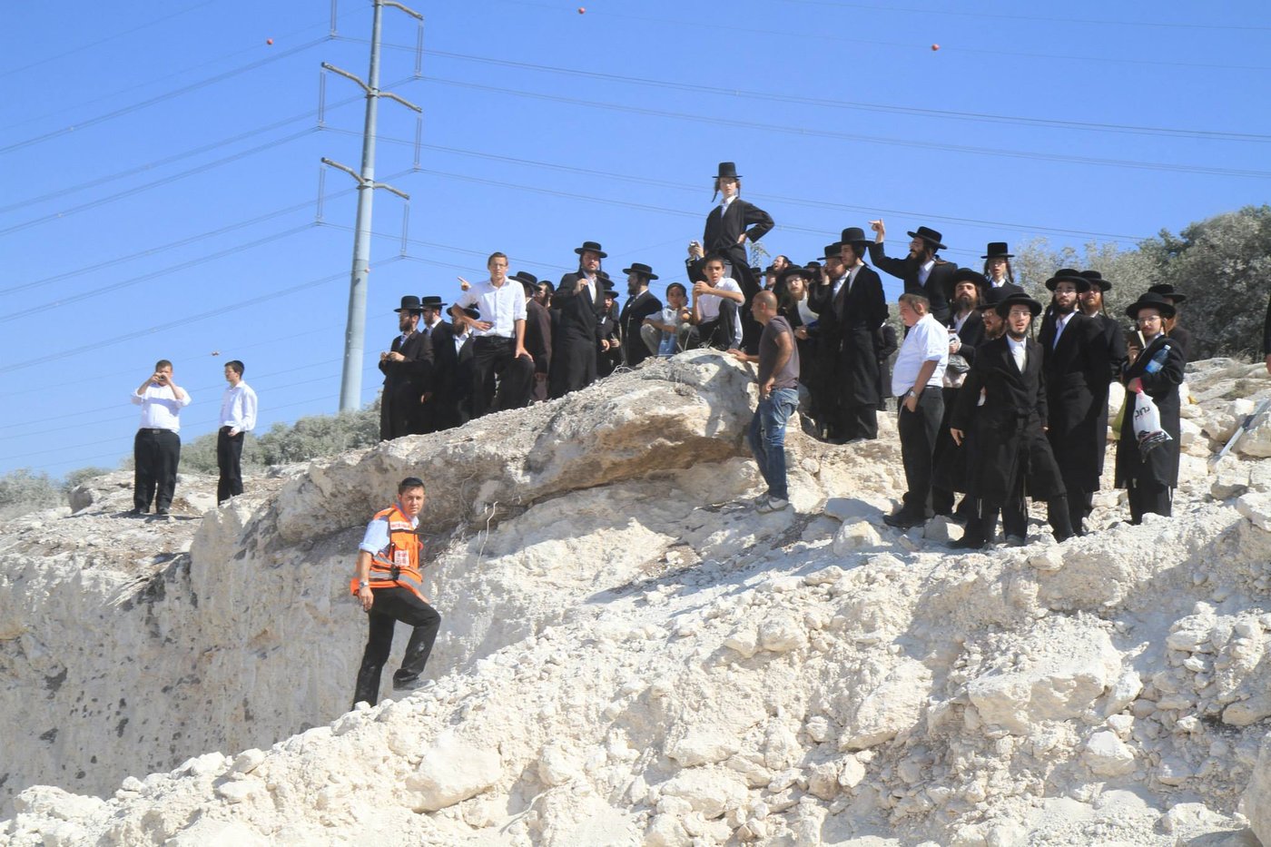 בית שמש: יום נוסף של הפגנות במתחם גולובנציץ' • וידאו וגלריה