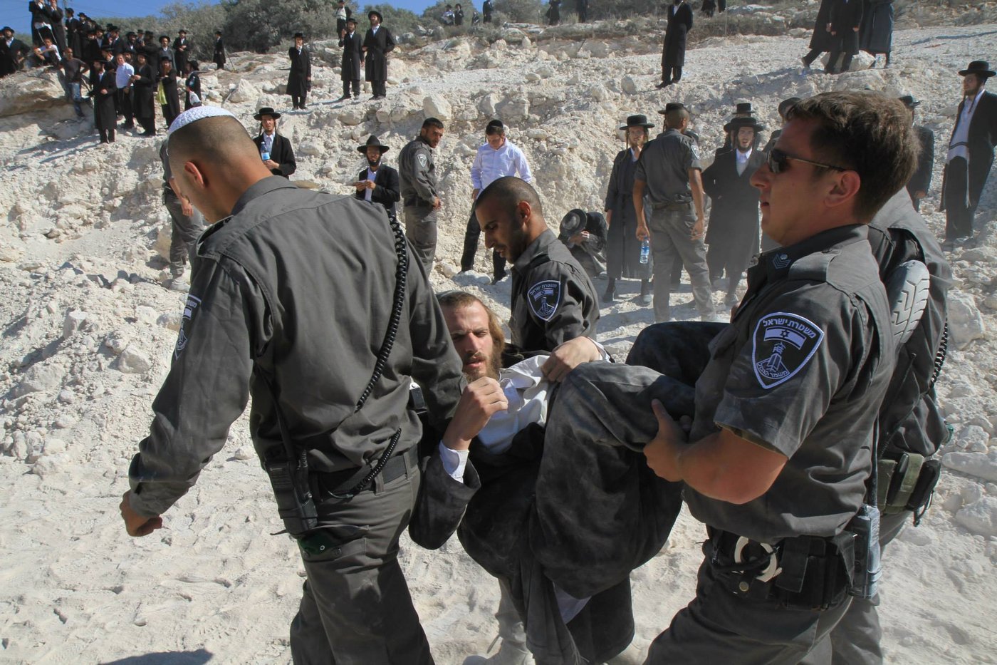 בית שמש: יום נוסף של הפגנות במתחם גולובנציץ' • וידאו וגלריה