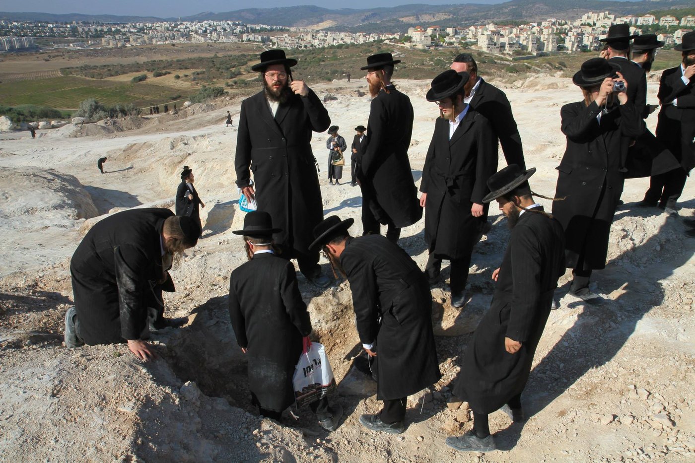 בית שמש: יום נוסף של הפגנות במתחם גולובנציץ' • וידאו וגלריה