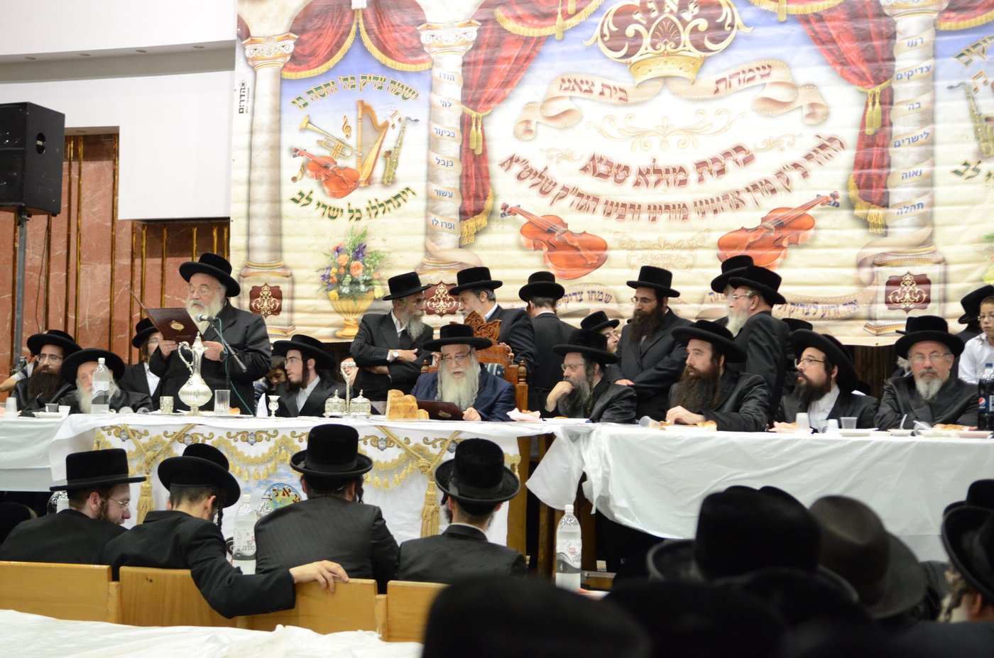 אירוסי נכד האדמו"ר מצאנז עם נכדת בעל ה"שפע חיים" זי"ע • גלריה