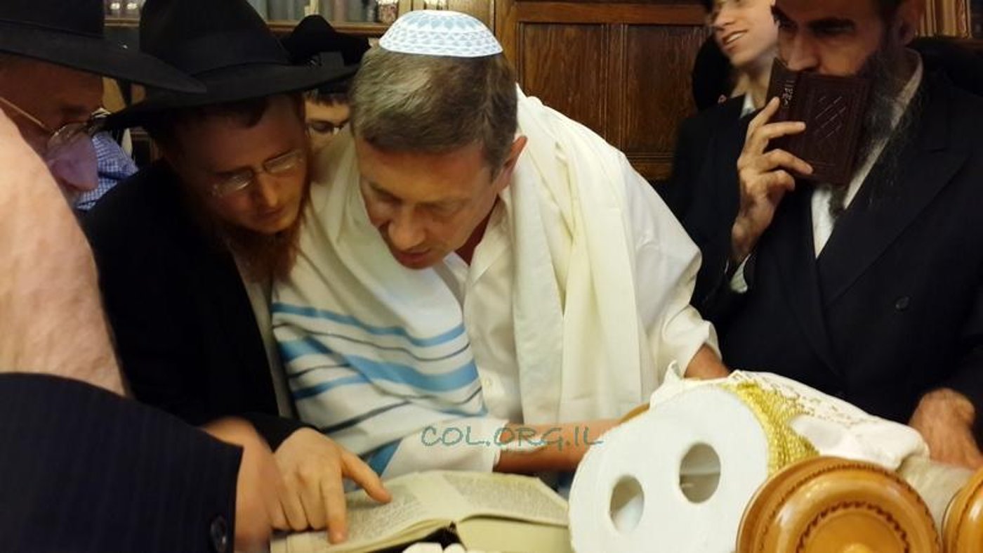 צפו בגלריה: נוחי דנקנר מבקר ב-770