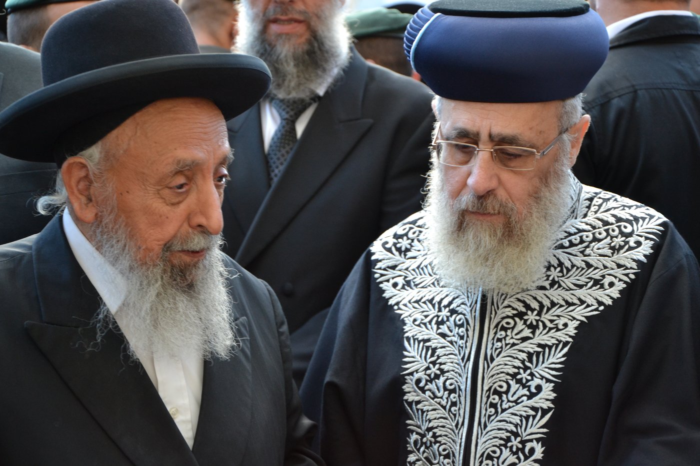אלפים בעצרת תפילה לרפואת מרן הרב עובדיה יוסף